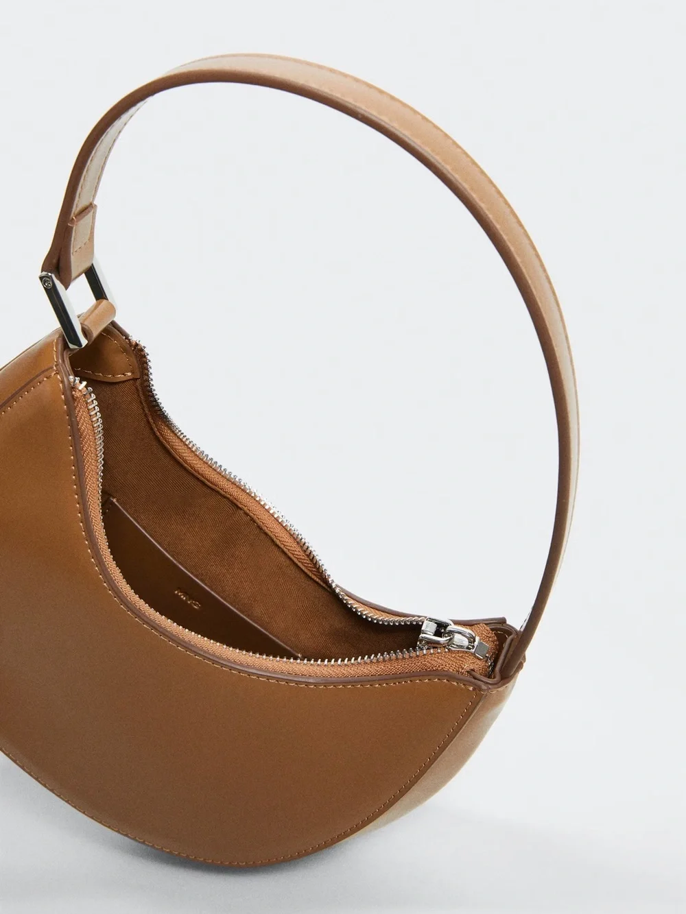 NWT Mango Oval Short Handle Bag